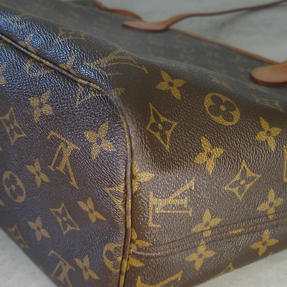 Authentic Louis Vuitton Neverfull MM Tote Monogram Canvas Red Interior w/ COA - Picture 9 of 16